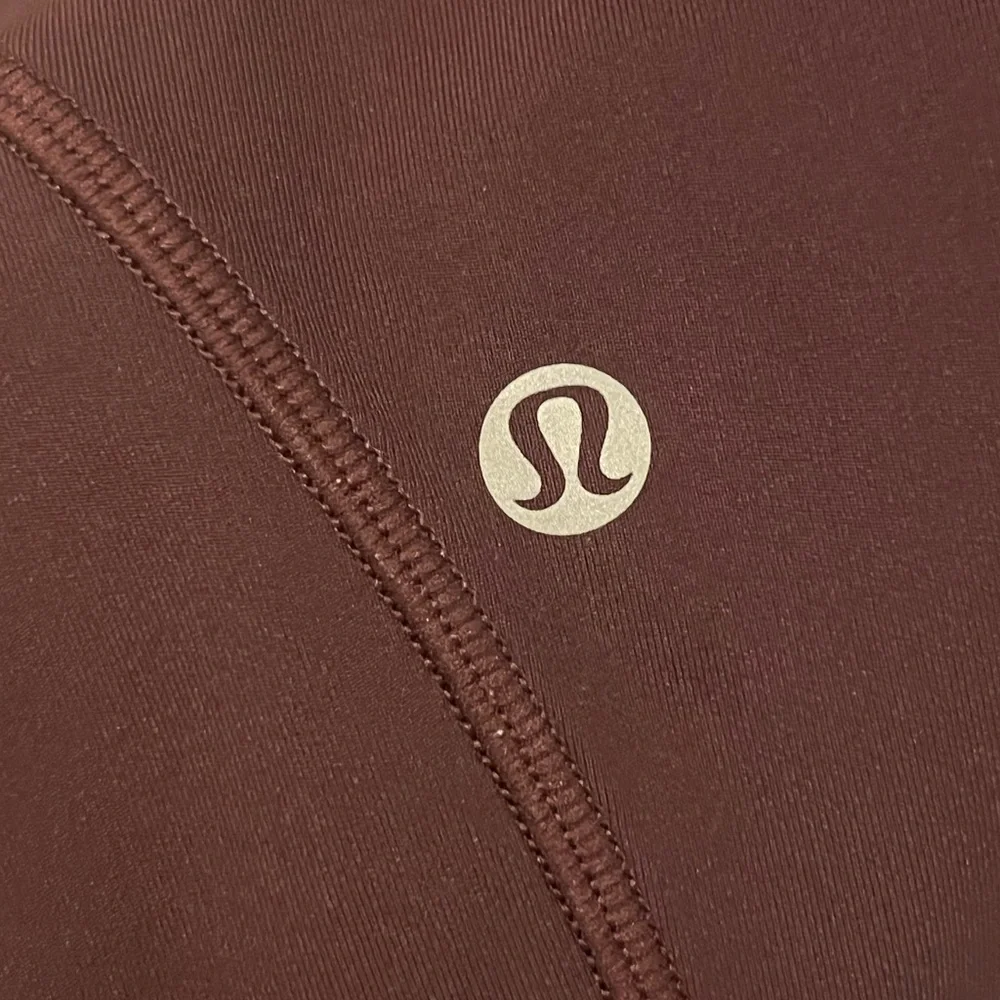 🍋 LIKE NEW Lululemon Time To Sweat 7/8 Tight 25" in Plum Shadow - Sz 8 - Picture 6 of 16
